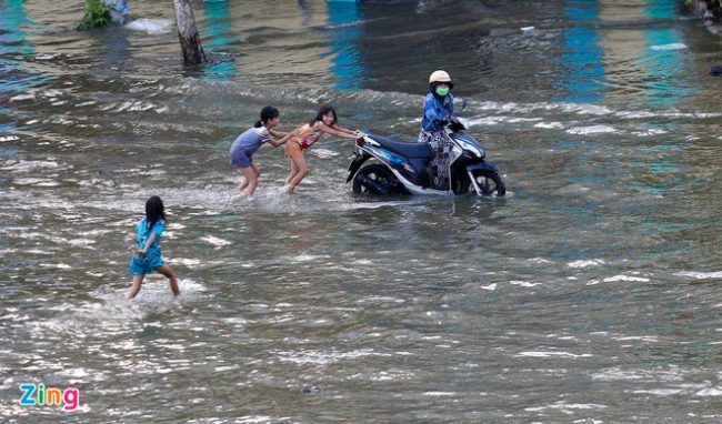 tphcm-co-mua-trieu-cuong-dat-dinh