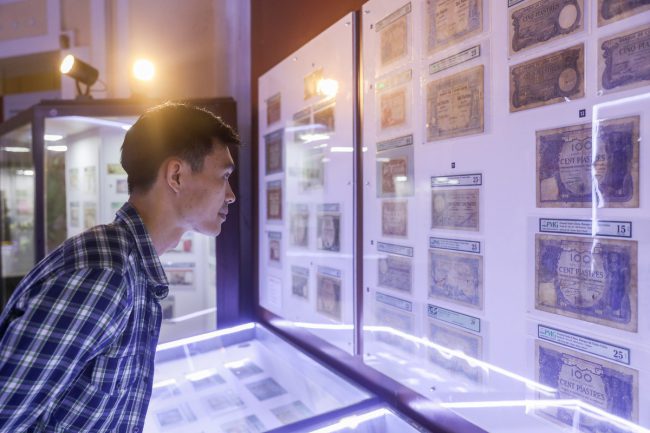 trien-lam-tien-giay-viet-nam