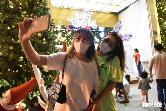 noel-long-lay-o-sai-gon