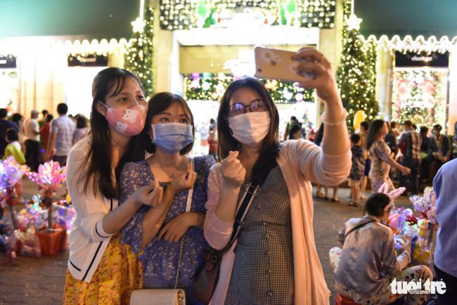 noel-long-lay-o-sai-gon