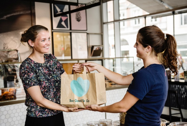 150-000-nguoi-dung-app-chong-lang-phi-thuc-pham