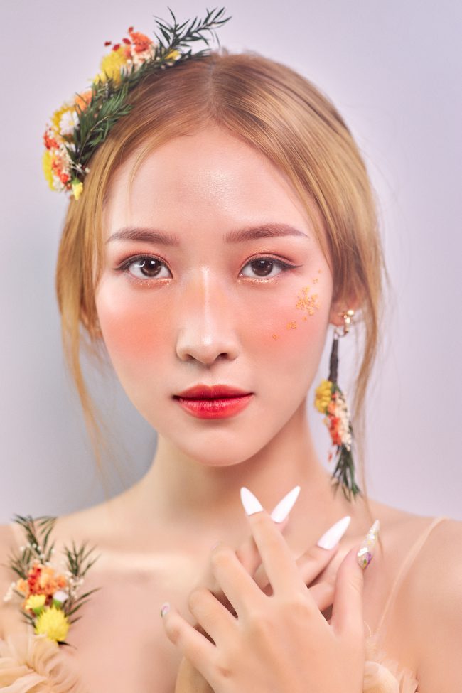 hoa-xuan-dep-nhung-khong-tan-nhan