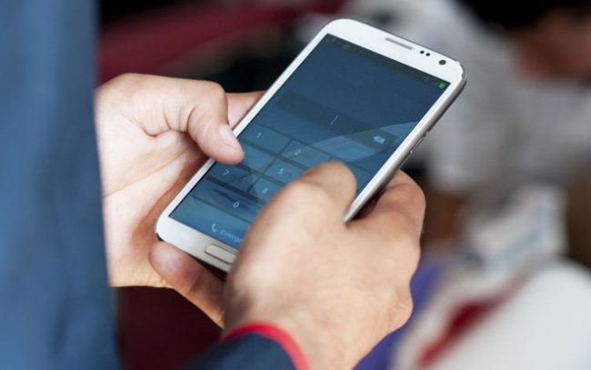 nguoi-dung-co-the-bi-hack-khi-xac-thuc-bang-tin-nhan-sms