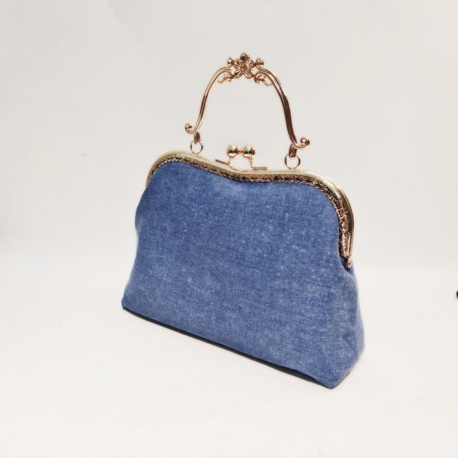 tai-sinh-quan-ao-cu-thanh-tui-xach