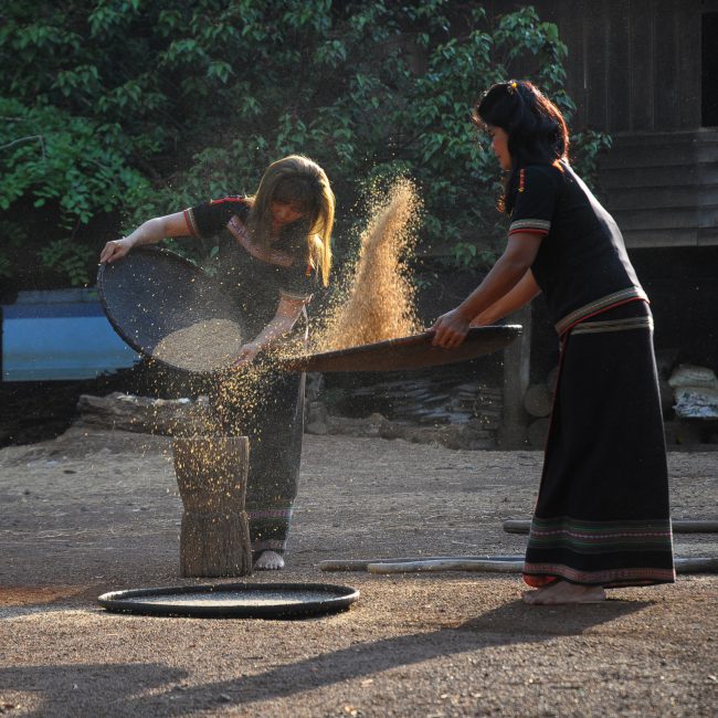 nhung-khoanh-khac-hanh-phuc