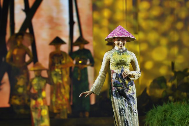 nhung-khoanh-khac-hanh-phuc