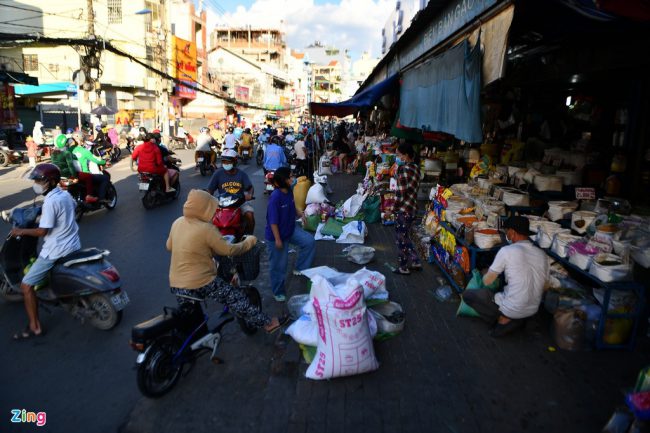 thu-thach-cua-tphcm-trong-dot-gian-cach-xa-hoi-thu-hai