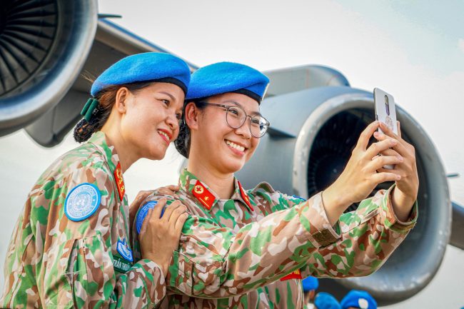 nhung-khoanh-khac-hanh-phuc