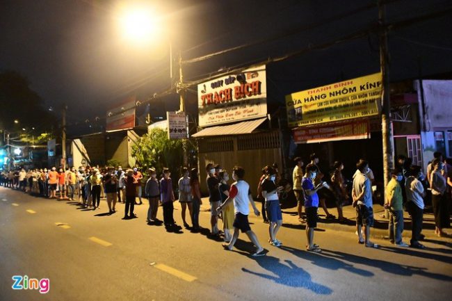 tphcm-tam-dung-dich-vu-an-uong-mang-ve